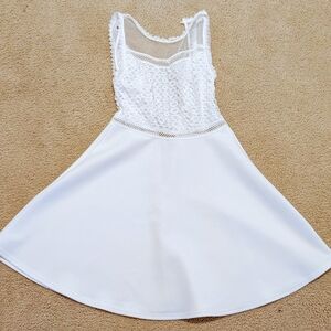 Elegant White Lace Kids Dress